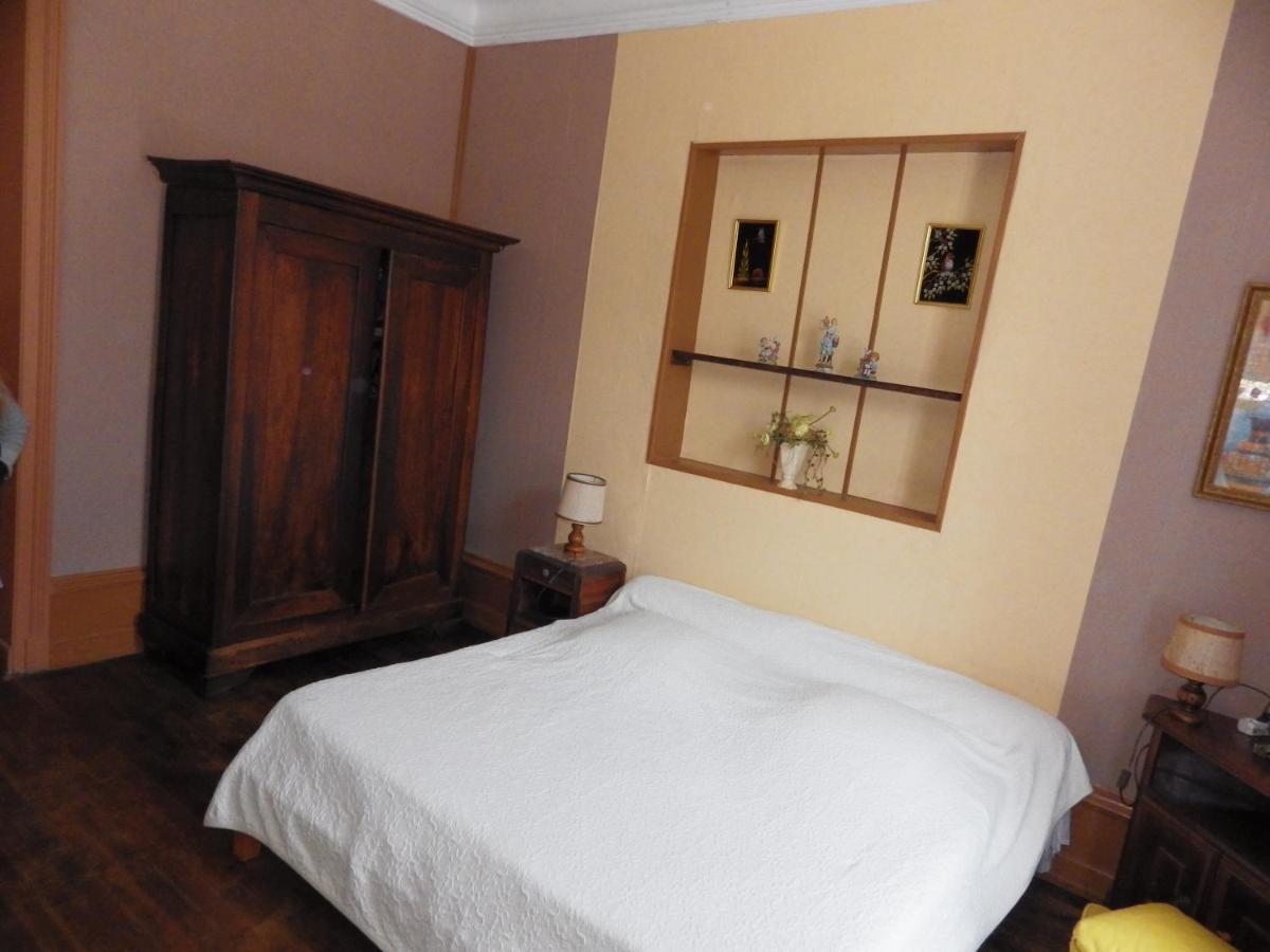 Domaine Des Roses Bed & Breakfast Vaudelnay Екстериор снимка